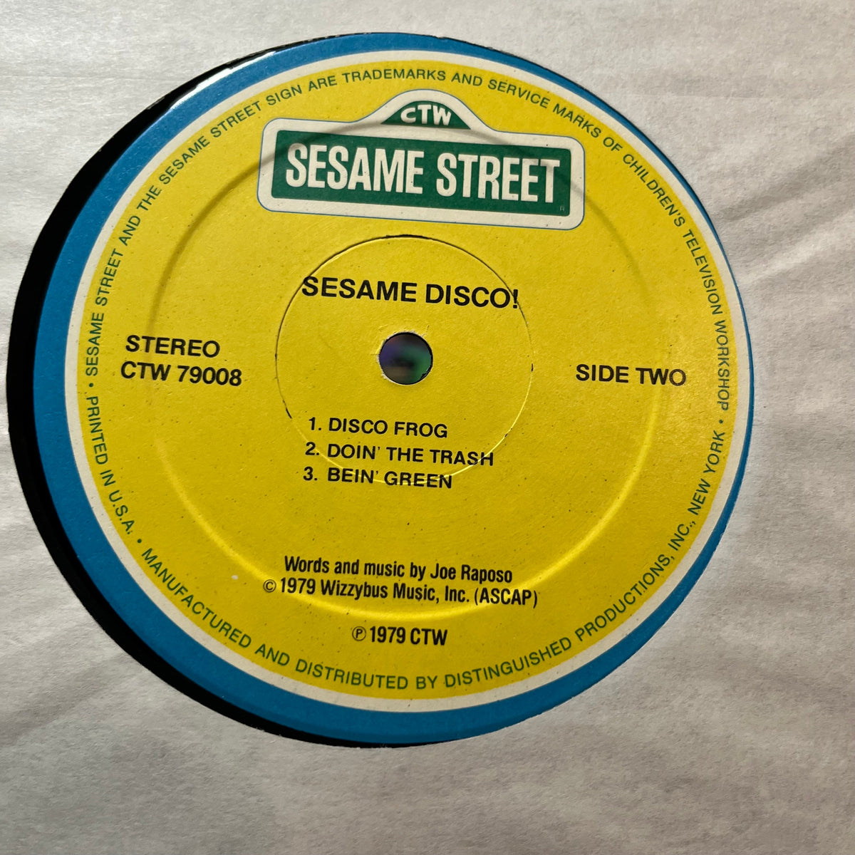 Sesame Street - Sesame Disco! (VINYL LP SESAME STREET CTW 79008 1979) | USED Very Good Plus (VG+)-The Happy Cap