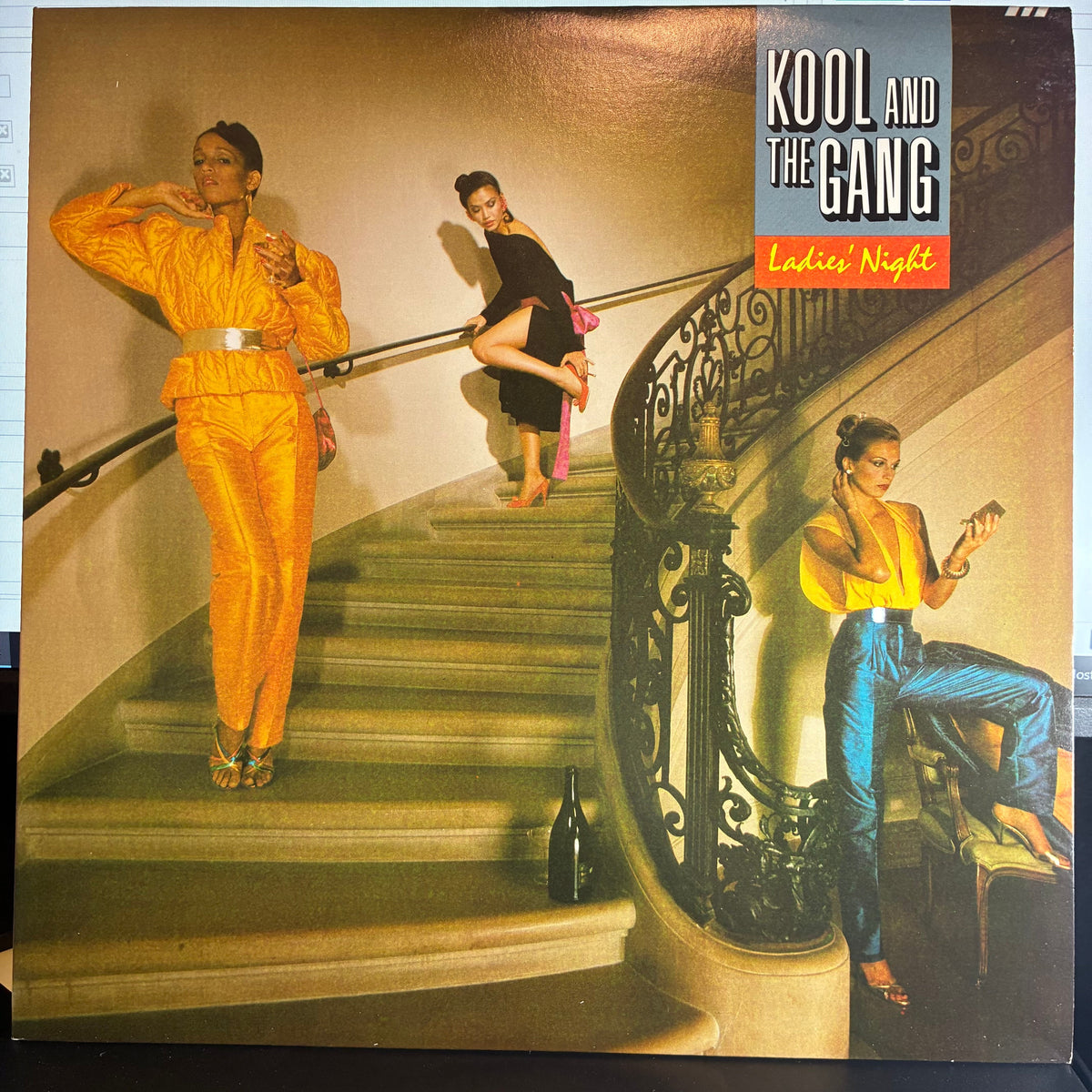 Kool & The Gang - Ladies' Night (VINYL LP De-Lite Records – DSR-9513) | USED Excellent (EX) Excellent+ (EX+)-The Happy Cap