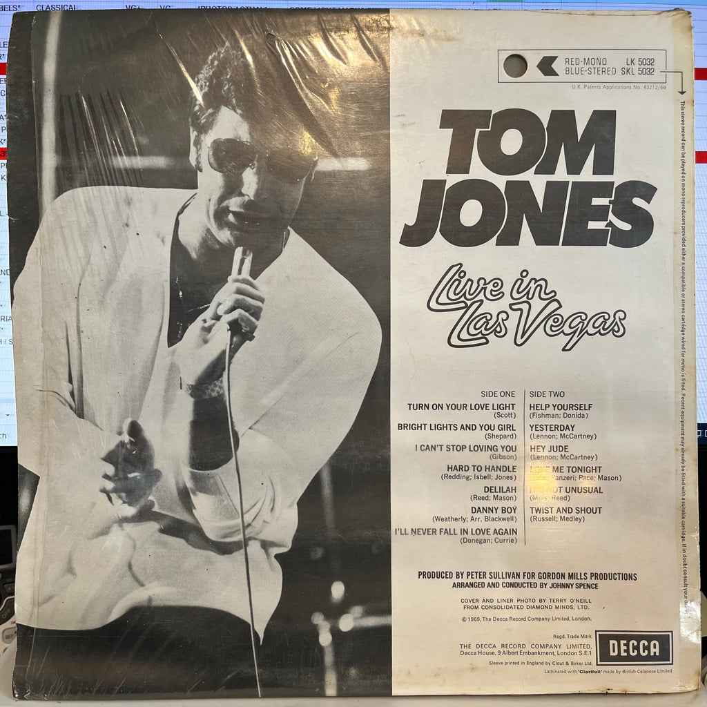 Tom Jones - Live In Las Vegas *UK* | Near Mint (NM) Excellent (EX)-The Happy Cap