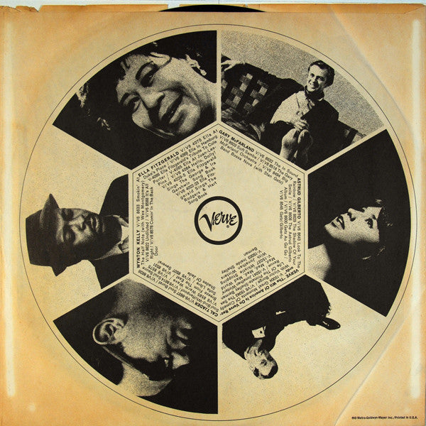 The New First Family, 1968 - A Futuristic Fairy Tale | Mint (M) Mint (M)-The Happy Cap